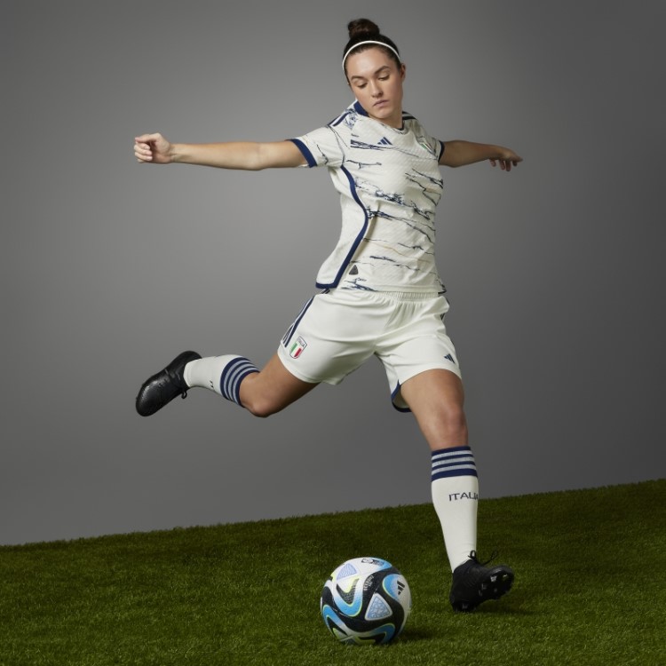 Itália 23 Away Camisa Feminina Autêntica Branca Adidas