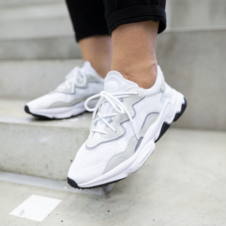 Tênis Adidas Ozweego Preto