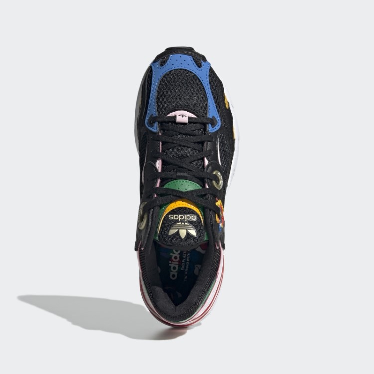 Sapatos Ricos Mnisi Astir Adidas Preto