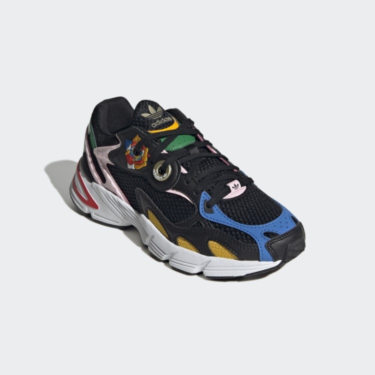 Sapatos Ricos Mnisi Astir Adidas Preto