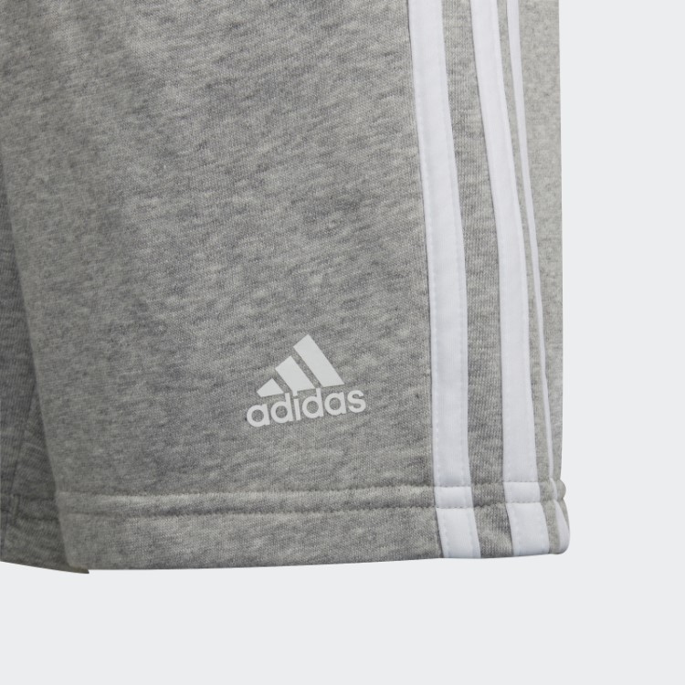 Bermuda Branca Com As Três Listras Adidas Essentials