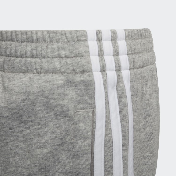 Bermuda Branca Com As Três Listras Adidas Essentials