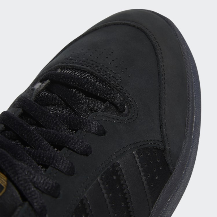 Sapato Baixo Adidas Preto Tyshawn