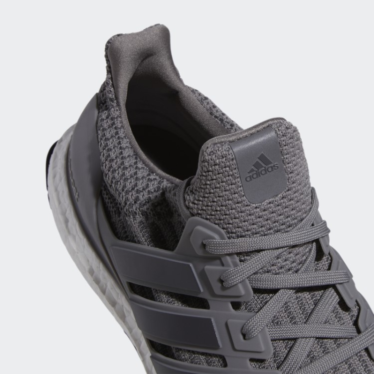 Tênis De Estilo De Vida Adidas Ultraboost 5 Dna Cinza