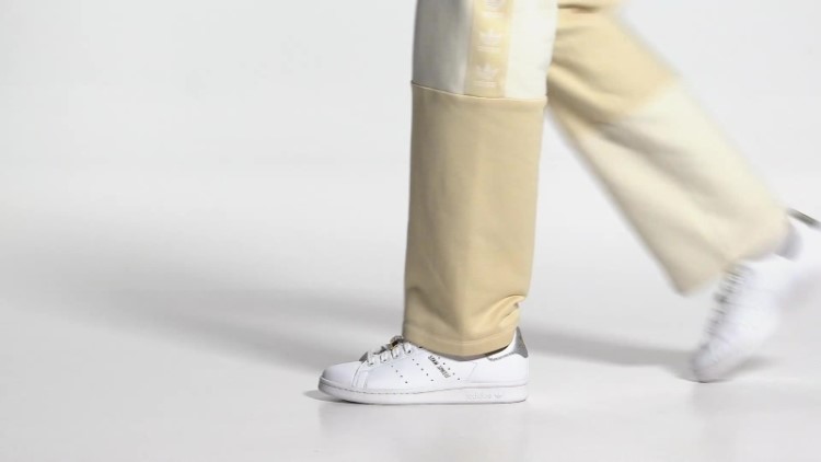 Sapatos Dourados Metálicos Adidas Stan Smith Elegantes