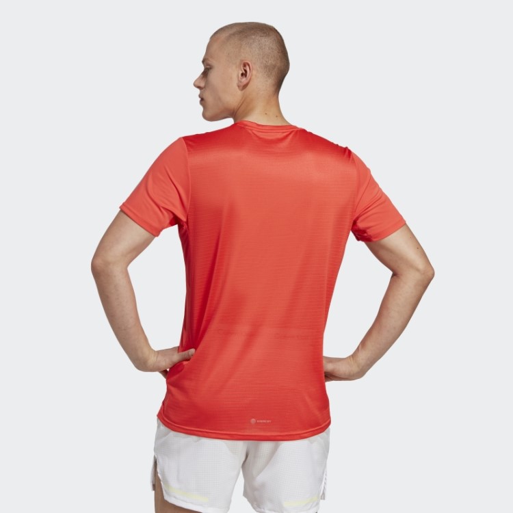 Adidas Possui A Camiseta Run Vermelha