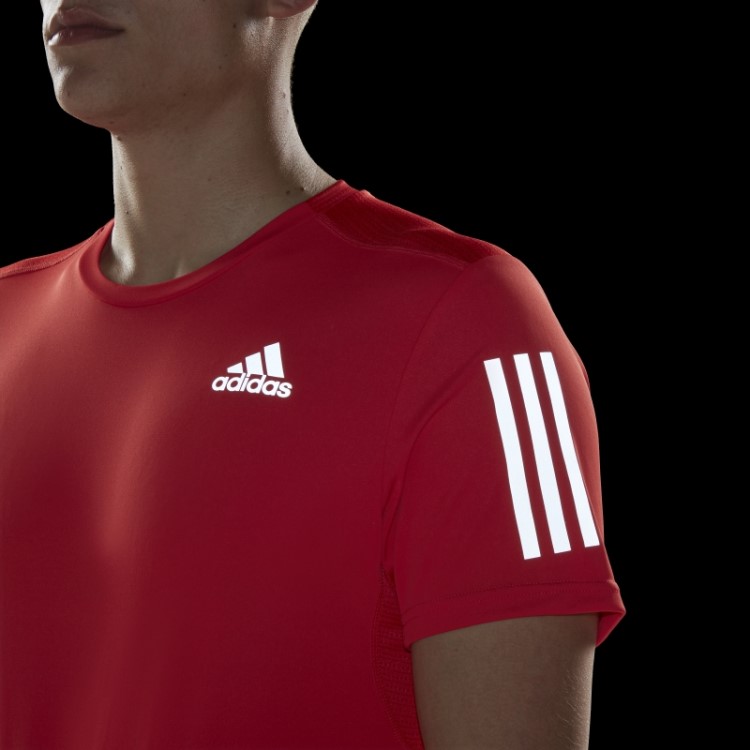 Adidas Possui A Camiseta Run Vermelha