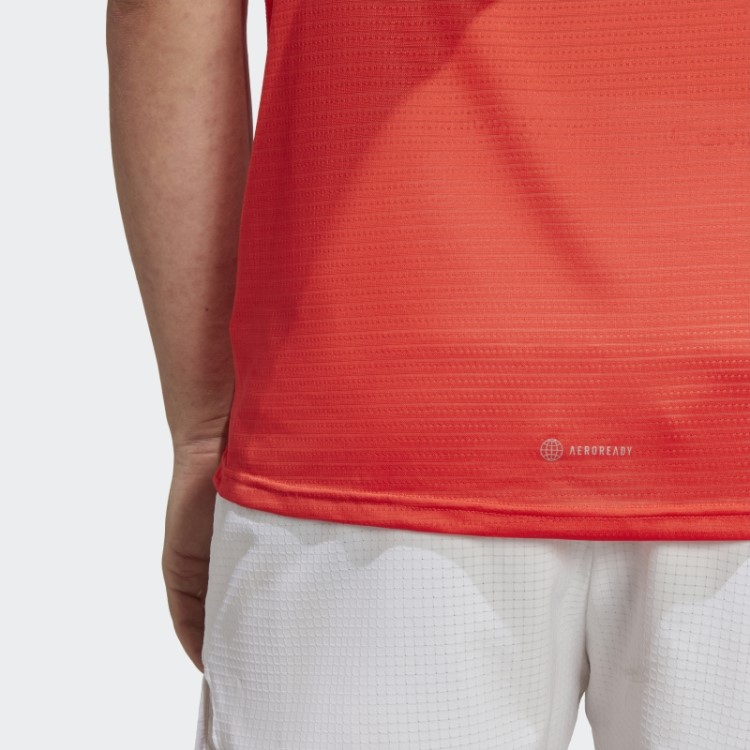 Adidas Possui A Camiseta Run Vermelha
