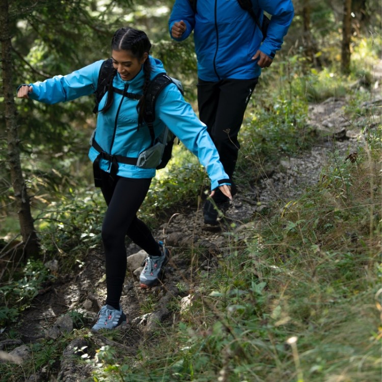 Tênis De Caminhada Cinza Adidas Terrex Ax4