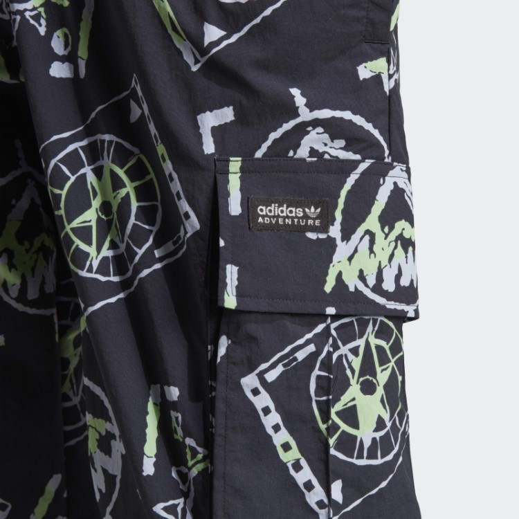 Calça Cargo Com Estampa Allover Adidas Adventure (neutro Gênero) Fashion Multicolor
