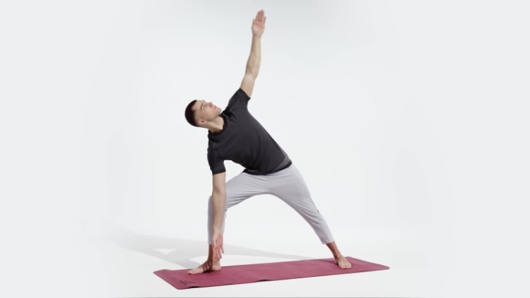 Camiseta Preta Adidas Primeknit Yoga Sem Costura Fashion