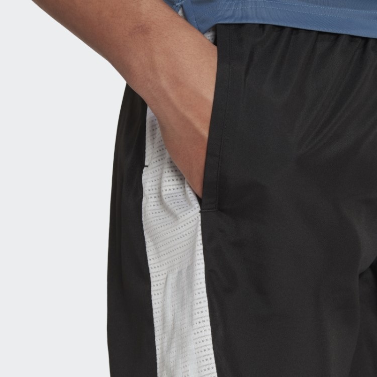 Adidas Possui O Calção De Corrida Branco