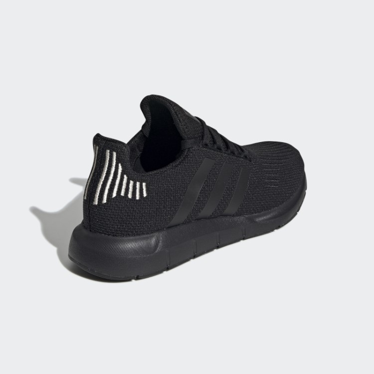 Tênis De Corrida Preto Adidas Swift