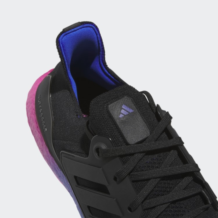 Tênis Adidas Ultraboost 22 Azul