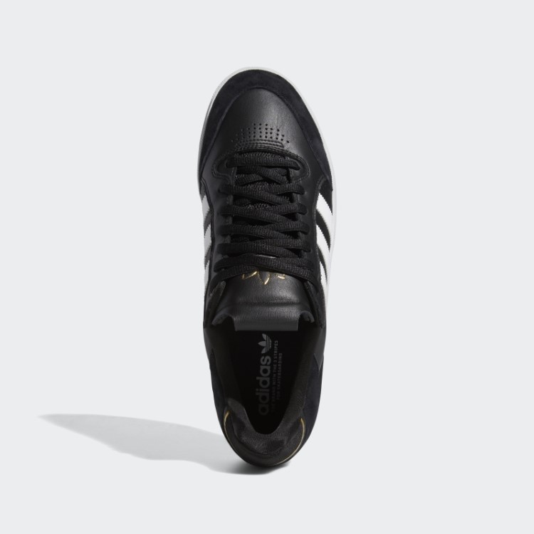 Sapato Baixo Tyshawn Preto Adidas