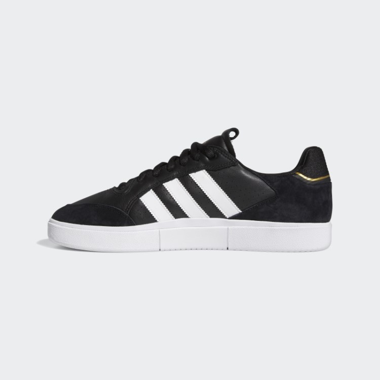 Sapato Baixo Tyshawn Preto Adidas