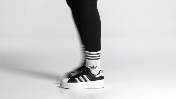 Tênis Superstar Bonega Adidas Preto