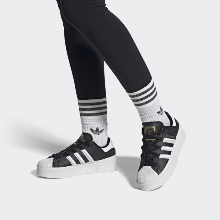 Tênis Superstar Bonega Adidas Preto
