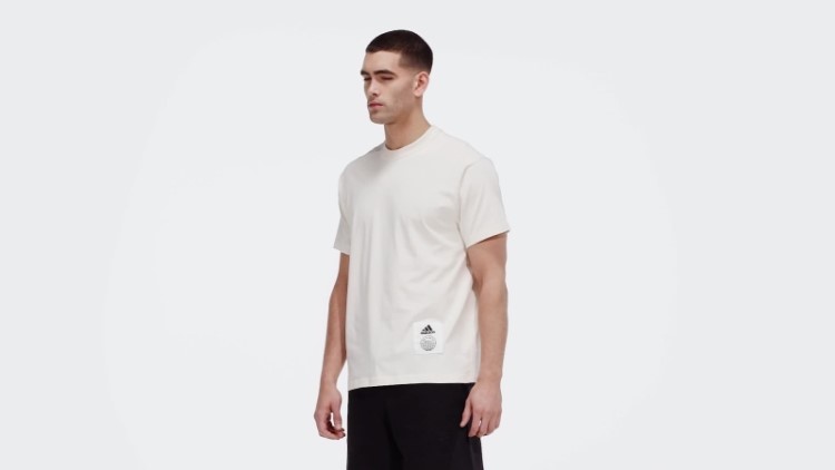 Adidas Undyed Big Badge Of Sport T-shirt (gênero Neutro)