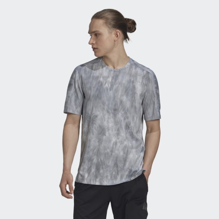 Camiseta Adidas Com Estampa Prateada Overspray