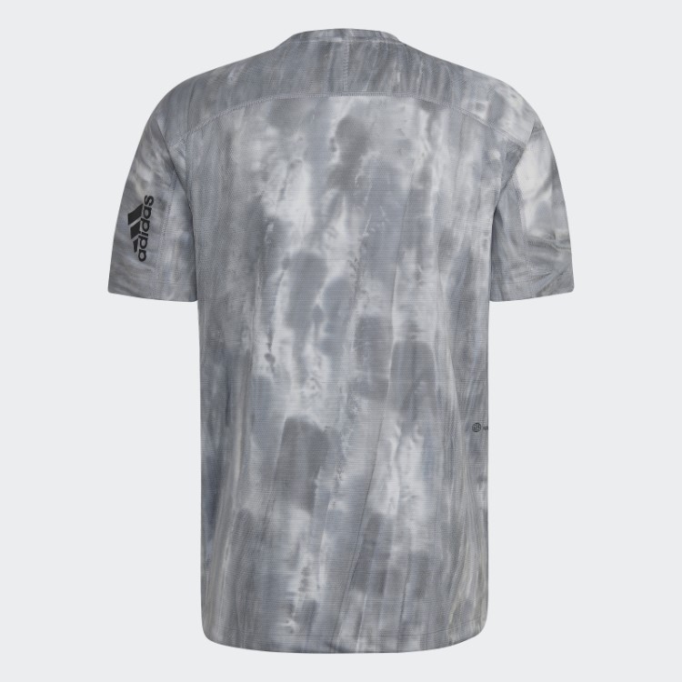 Camiseta Adidas Com Estampa Prateada Overspray