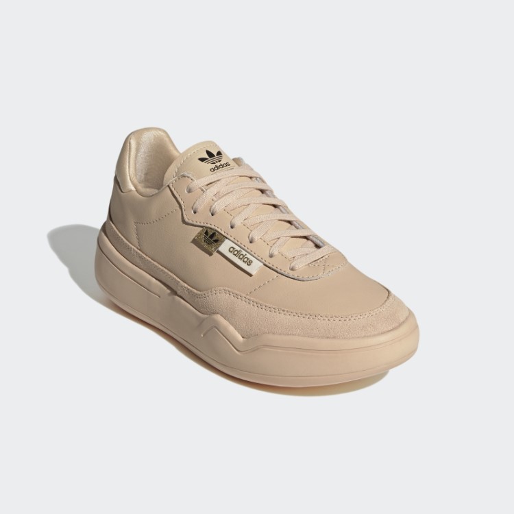 Blush Adidas Seus Sapatos De Corte