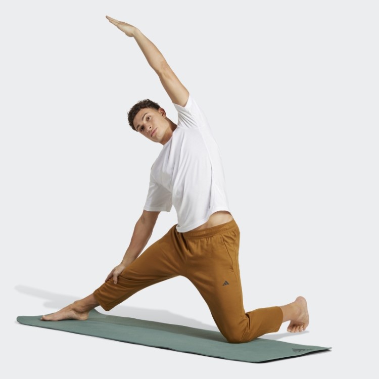 Camiseta Branca Para Treino Adidas Yoga Base