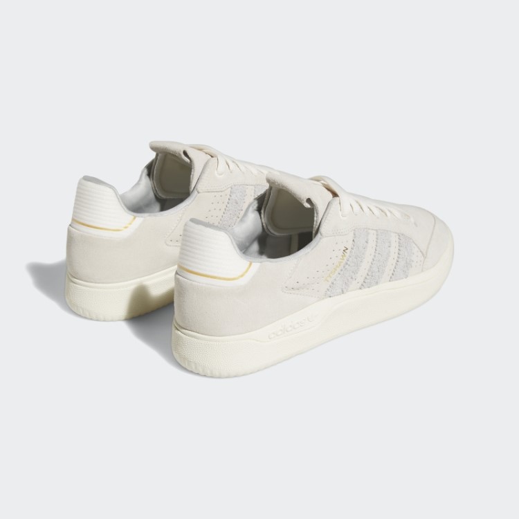 Sapato Baixo Tyshawn Cinza Adidas