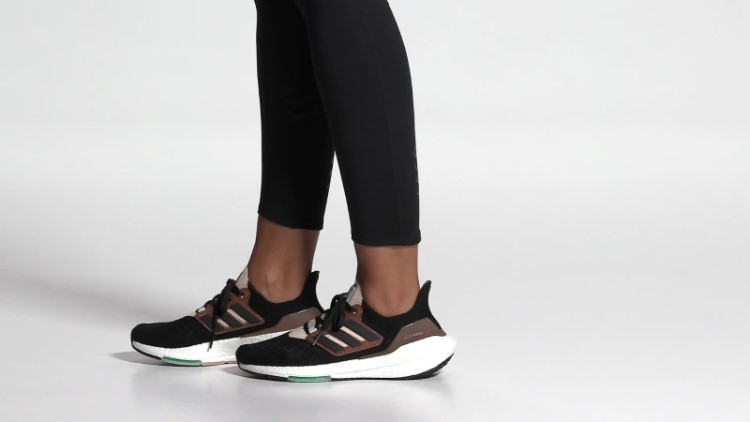 Adidas Ultraboost 22 Preto Feito Com Sapatos Da Natureza