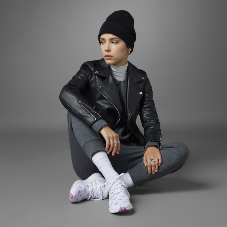 Tênis Branco Adidas Dia Dos Namorados Ultraboost 1.0