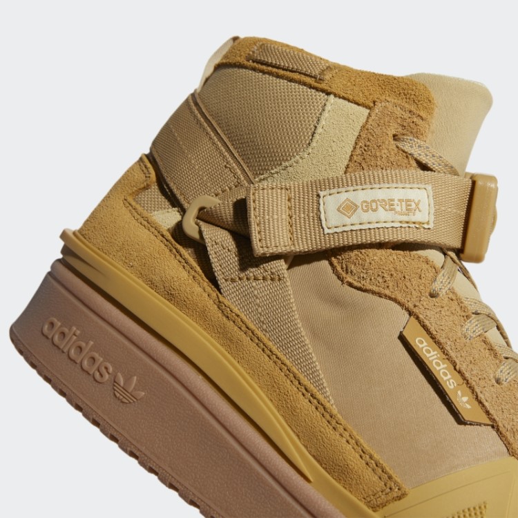 Tênis Bege Dourado Hi Gore-tex Adidas
