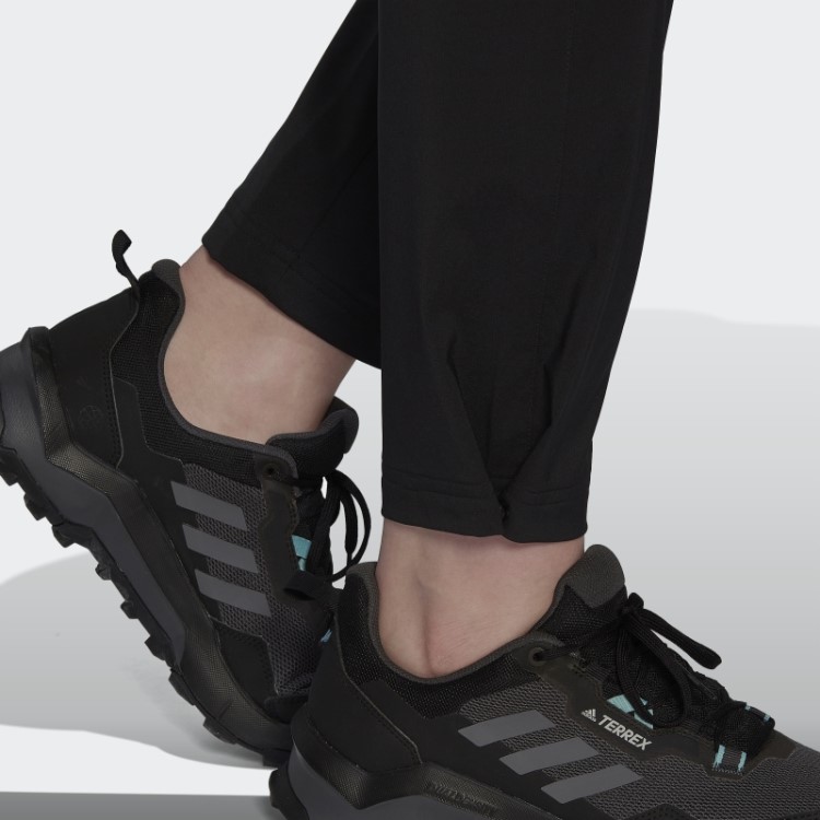 Calça Preta Adidas Terrex Multitecido