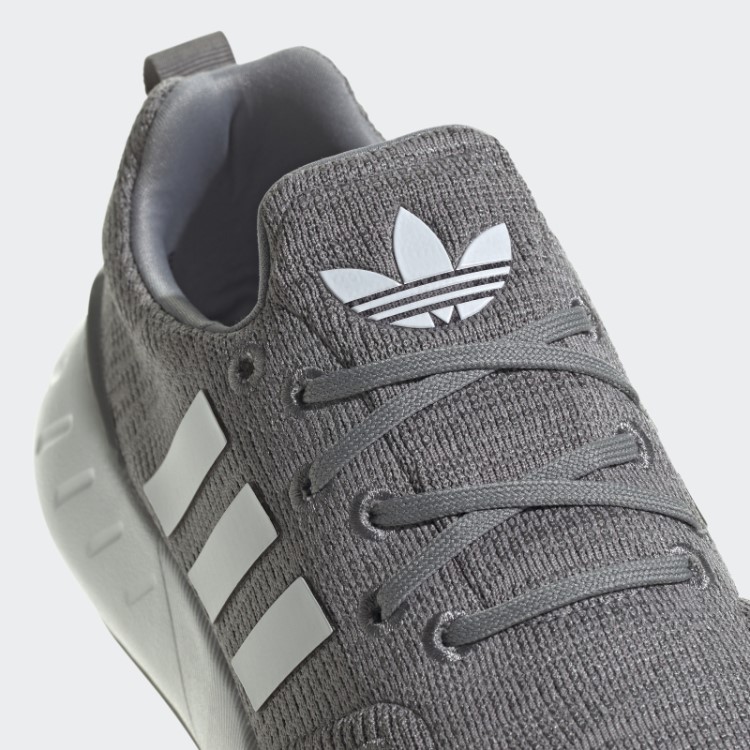 Tênis Adidas Swift Run 22 Cinza Moda