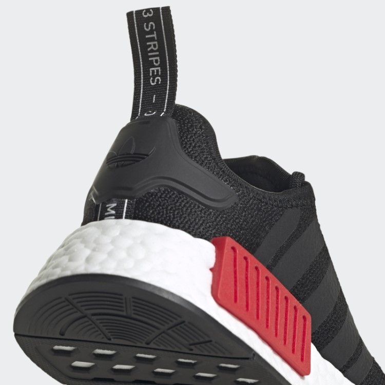 Adidas Nmd-r1 Sapatos Refinados Branco Elegante