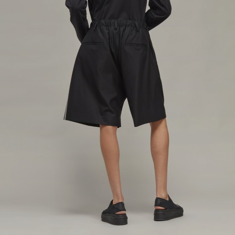 Y-3 Short De Alfaiataria Com As Três Listras Em Lã Refinada Adidas
