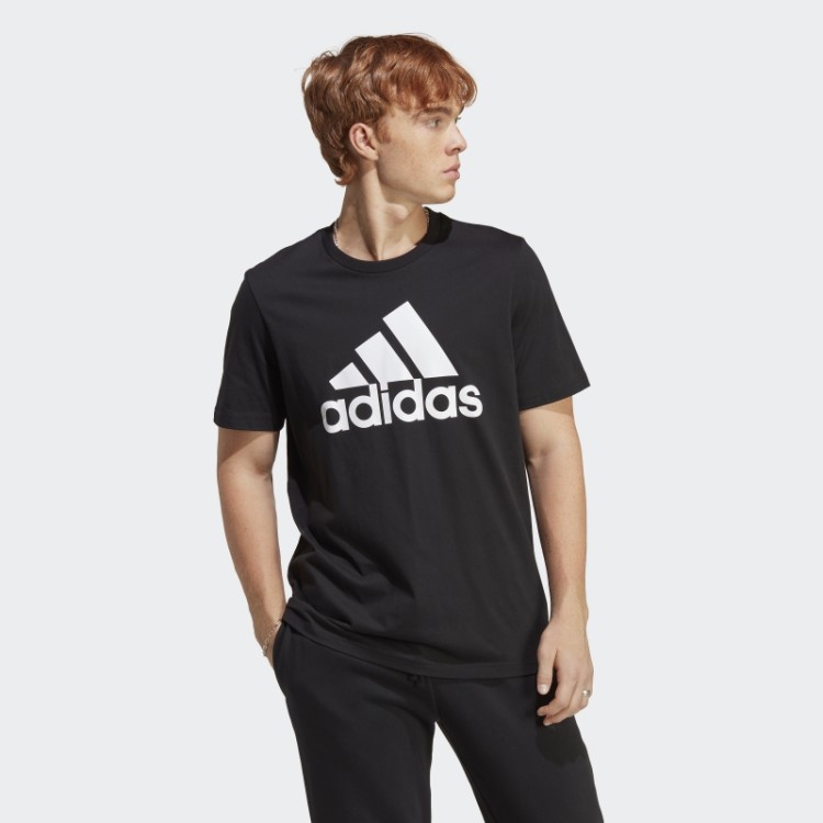 Camiseta Adidas Black Essentials Single Jersey Com Logo Grande