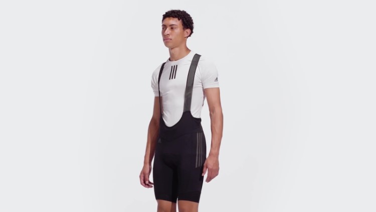 Bermuda De Ciclismo Adiventure Acolchoada Adidas Preta