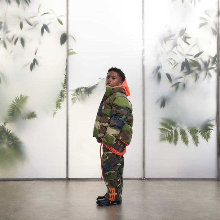 Jaqueta Puffer De Nylon Leve Adidas Aop Camo