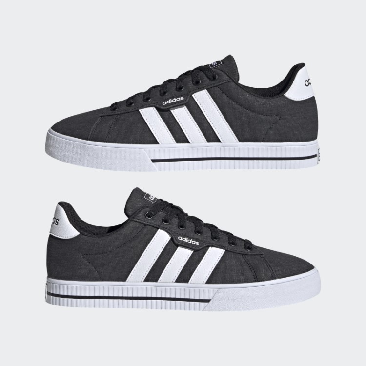 Tênis Adidas Black Daily 3.0