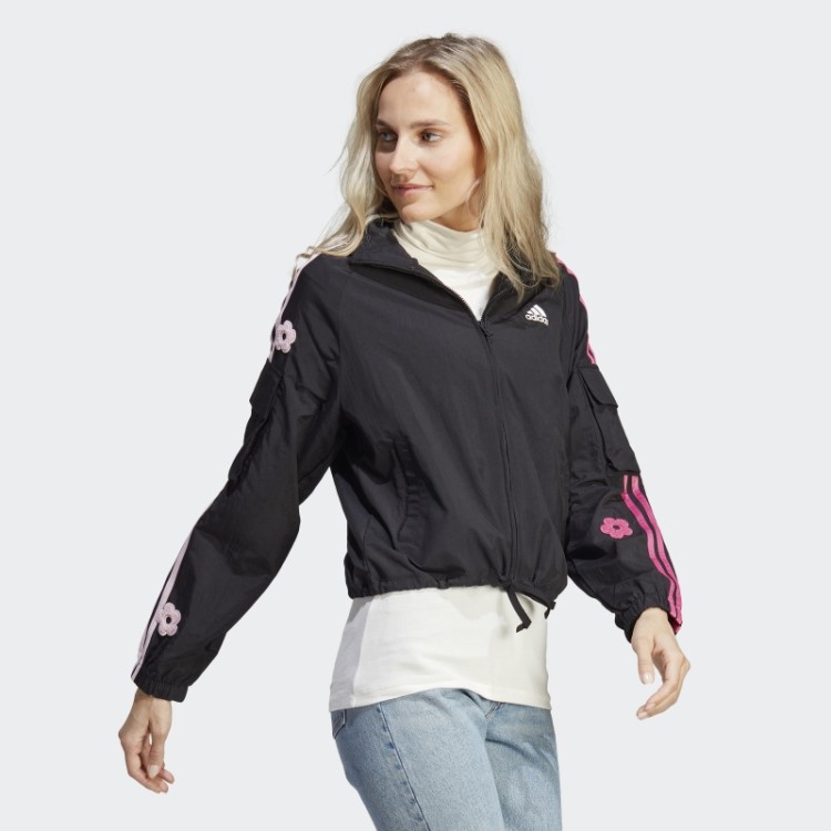 Jaqueta Leve Adidas Preta Com As Três Listras E Florzinhas Em Chenille