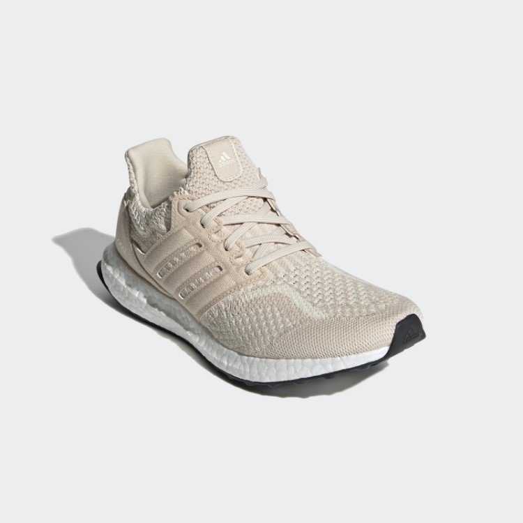 Tênis Adidas Ivory Ultraboost 5.0 Dna