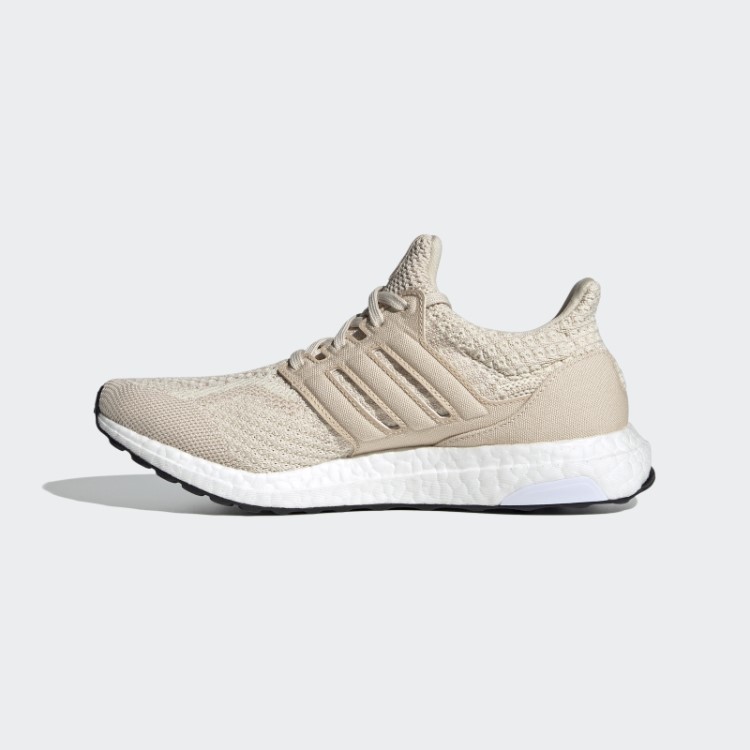 Tênis Adidas Ivory Ultraboost 5.0 Dna