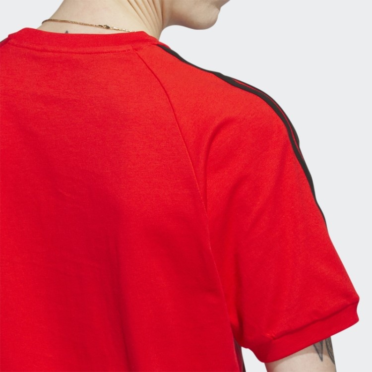 Camiseta Plush Vermelha Adicolor Classics Da Adidas