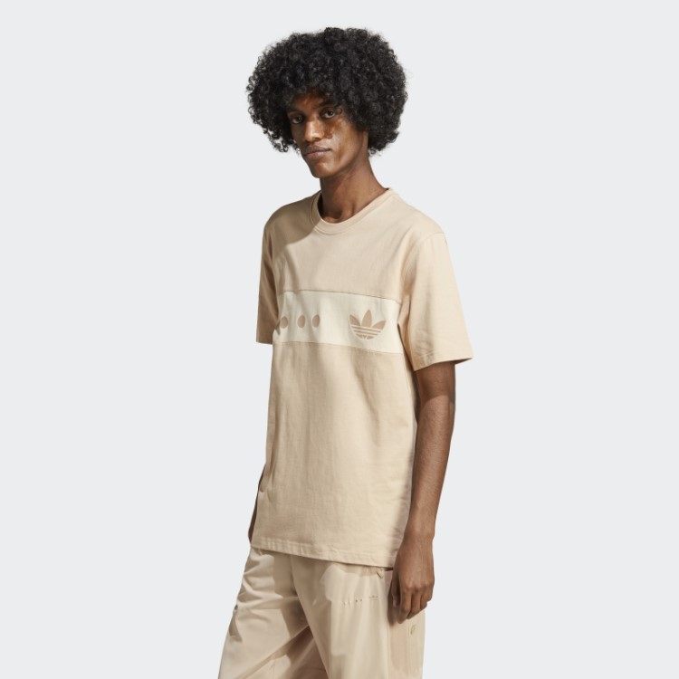 Camiseta Adidas Rifta City Boy Bege