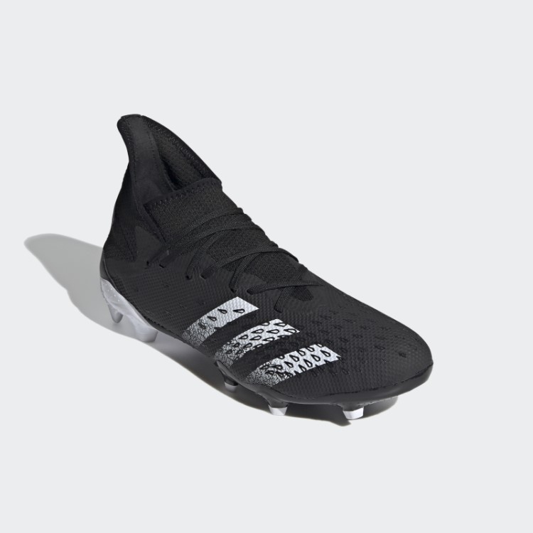 Chuteira Preta Predador Freak.3 Para Solo Firme Adidas