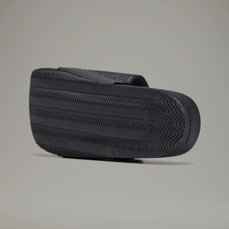 Y-3 Slides Adidas Estilosos