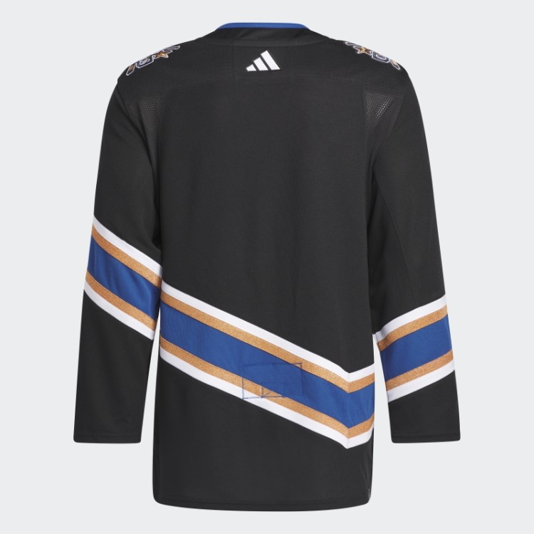 Letras Maiúsculas Pretas Autênticas Camisa Retrô Com Marca De Palavra Adidas