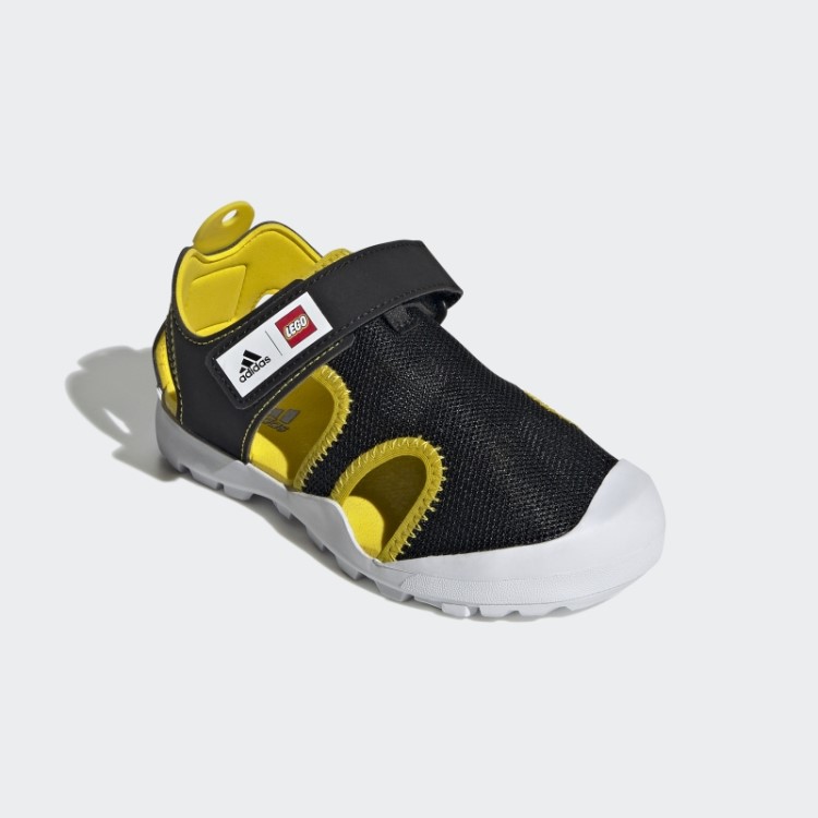 Sandálias Captain Toey X Lego Pretas Adidas Quentes