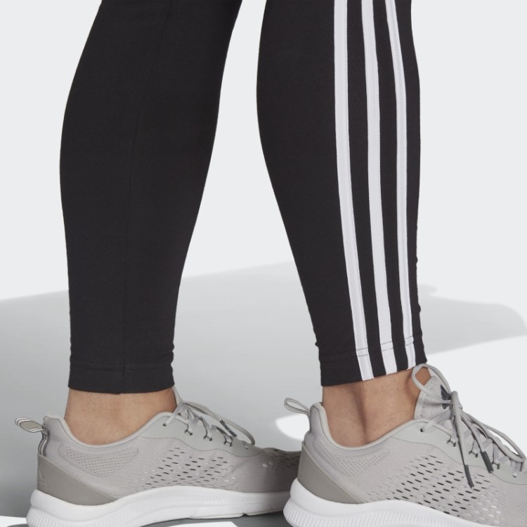 Legging Com As Três Listras Adidas Essentials (tamanho Grande) Branca