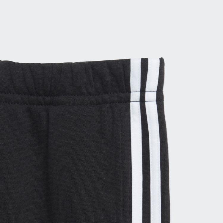 Conjunto Adidas Scarlet Badge Of Sport Jogger
